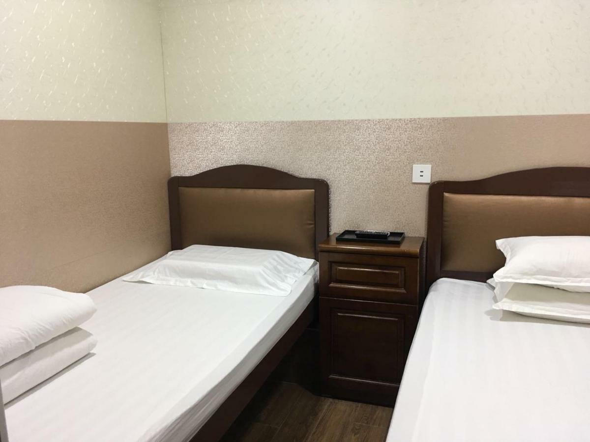 Prince Hotel Kowloon  Екстер'єр фото