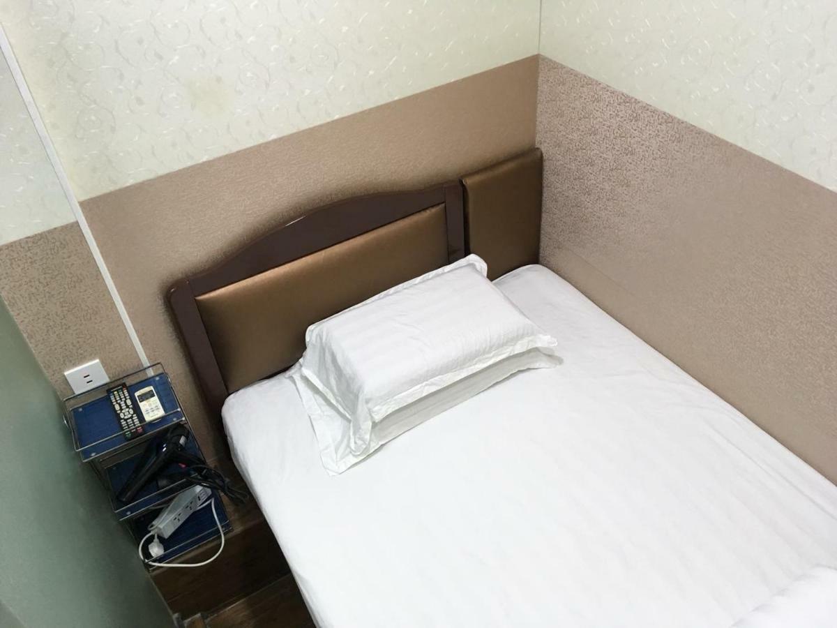 Prince Hotel Kowloon  Екстер'єр фото