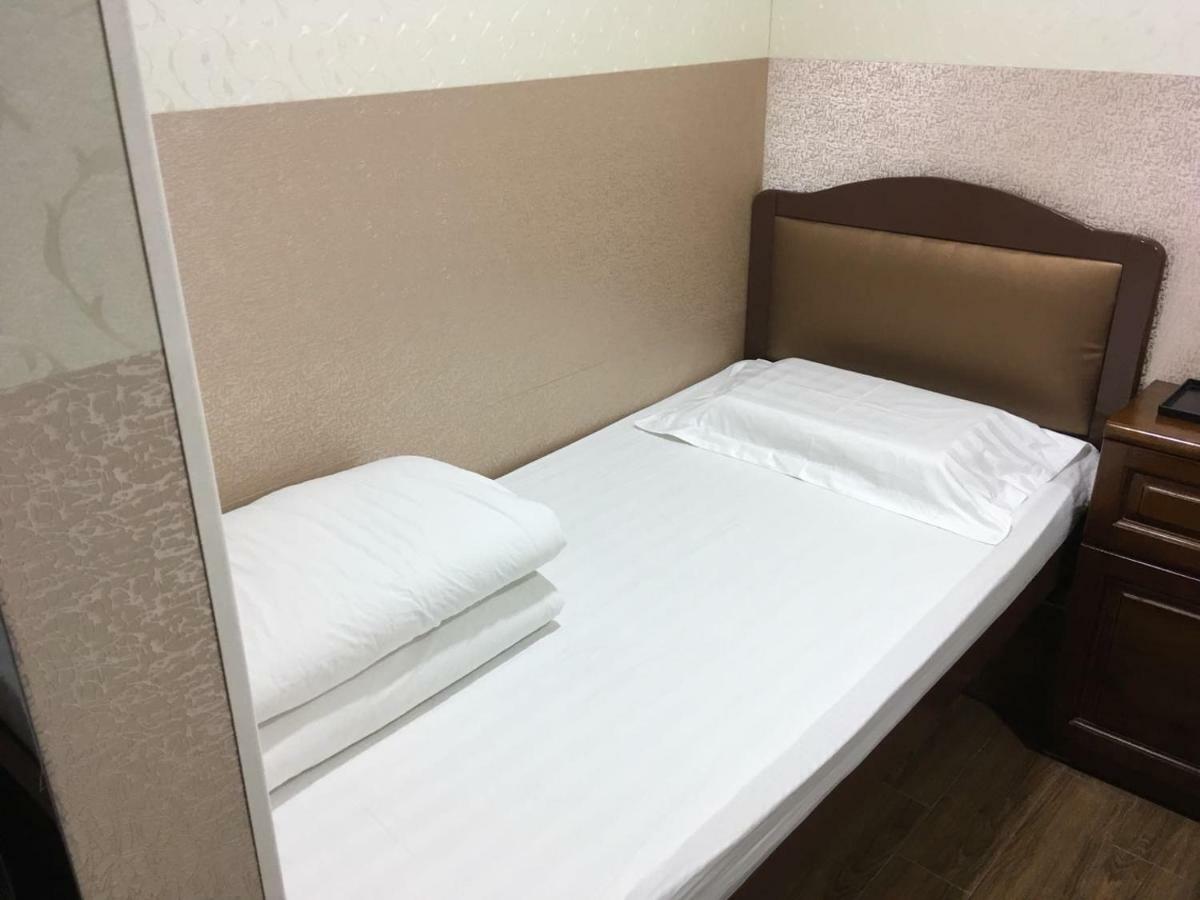 Prince Hotel Kowloon  Екстер'єр фото