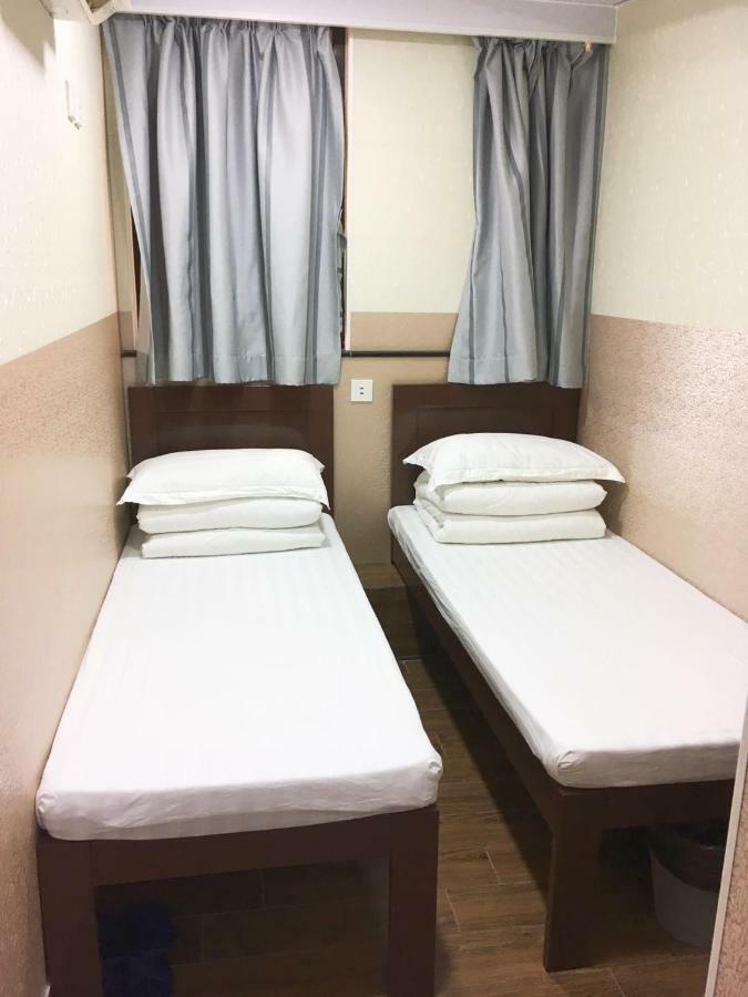 Prince Hotel Kowloon  Екстер'єр фото