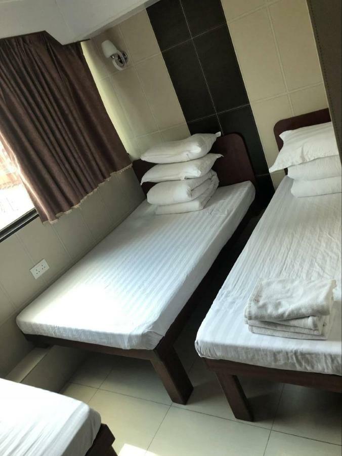 Prince Hotel Kowloon  Екстер'єр фото